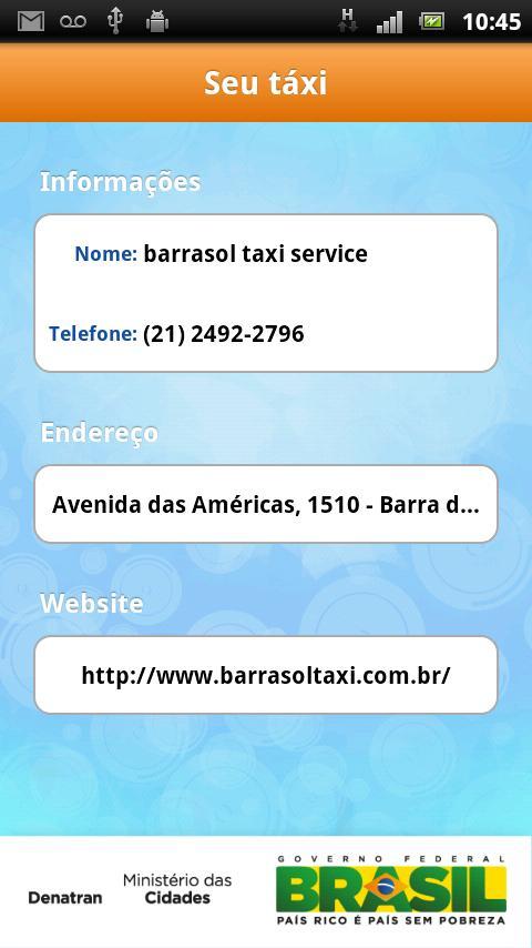 Onde tem taxi aqui?